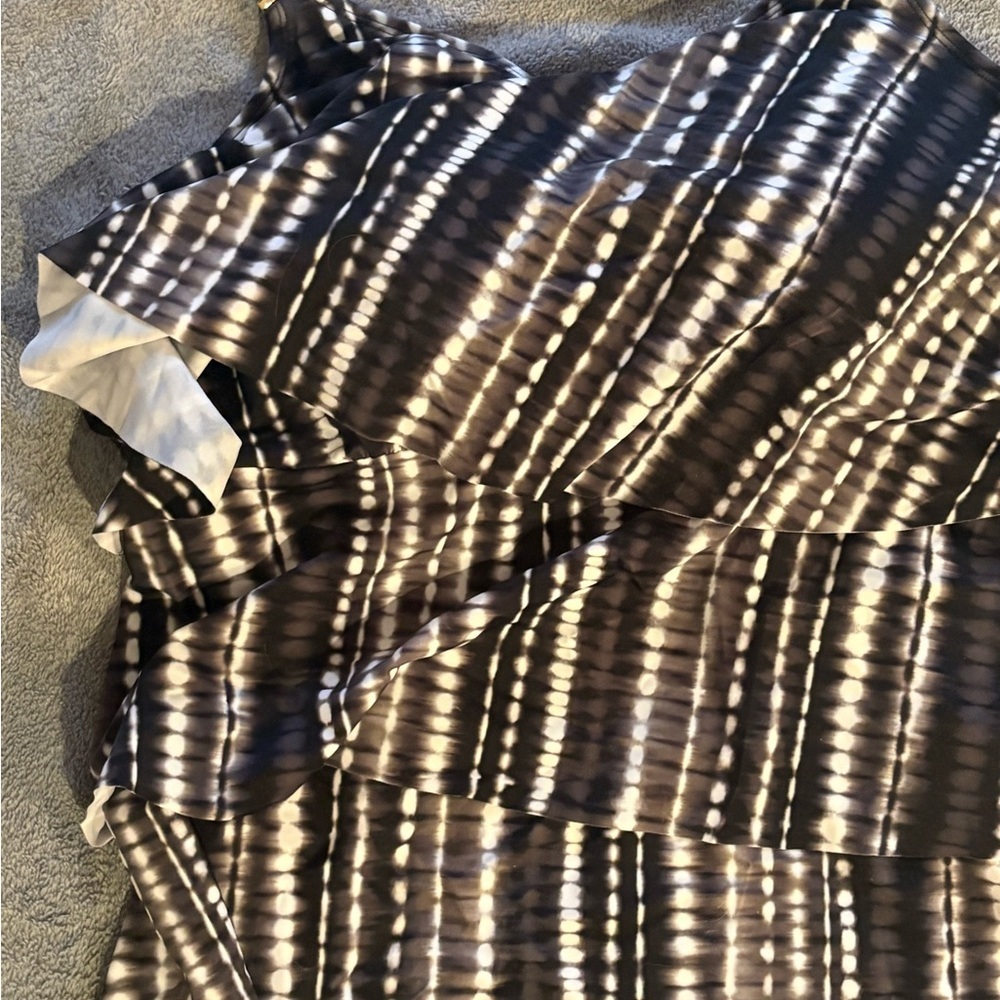 Susan Graver Tankini Top Tiered 22W Black Gray White - Picture 3 of 6